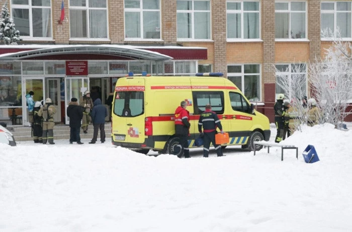 Ρωσία: Μαθητής επιτέθηκε με τσεκούρι σε συμμαθητές του – Επτά τραυματίες